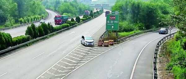 什么是高速掉头 