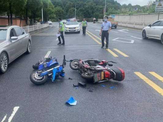 撞电动车就主要责任吗 